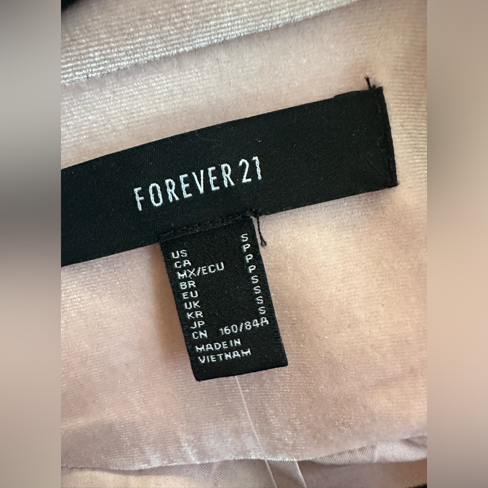 Forever 21 pink velvet blazer Size Small - Picture 6 of 9
